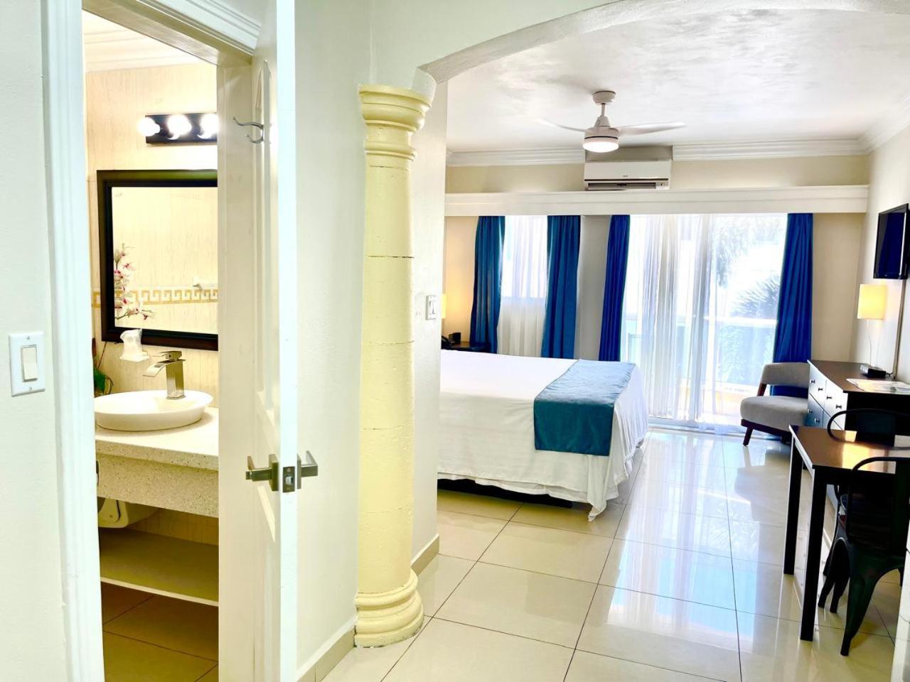 Baker'S Suites Simpson Bay Exterior foto